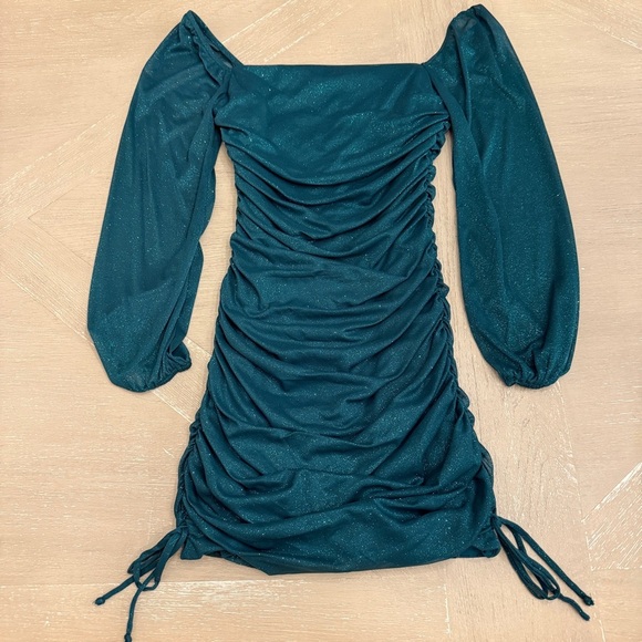 Jump Emerald Teal Shimmering Long Sleeve Ruched Dress Hoco dance - Picture 1 of 9